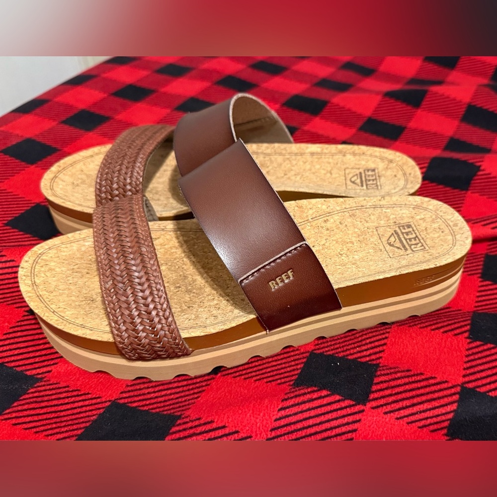 Reef Women’s Sandals Size 9 Brown/Tan Open Toe Like New